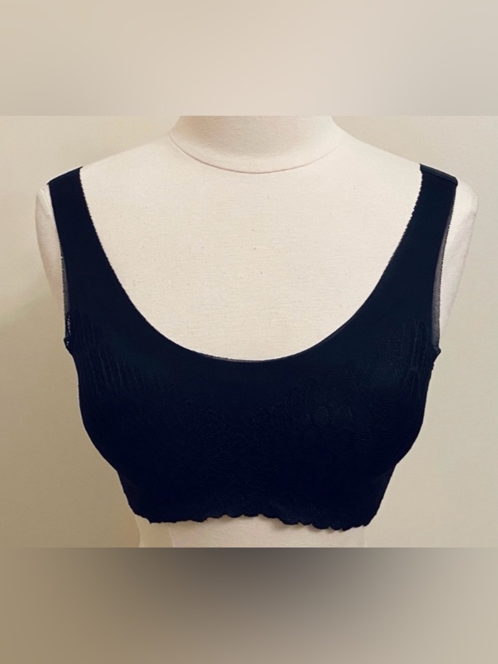 Black Lace Wings Design SZ L Seamless Goth Romantic Fairycore Push Up Bralette